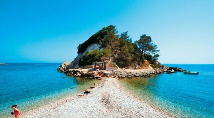 Σάμος – Χρώμα και παράδοση στην άκρη του Αιγαίου