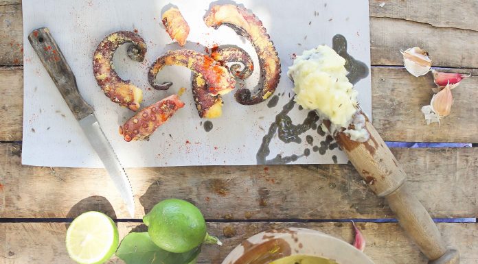 Χταπόδι τηγανιτό με αλιάδα