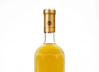 Χρυσά βραβεία για τα κρασιά της ΕΟΣ Σάμου στον Καναδά