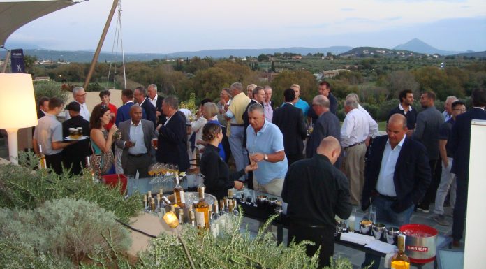 “AΦΟΠΛΙΣΤΙΚΑ” COCTAILS ΣΤΟΝ ΕΦΟΠΛΙΣΤΙΚΟ ΚΟΣΜΟ