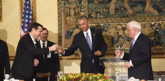 GRAND CRU 2015 ΓΕΥΤΗΚΕ ΣΤΗΝ ΕΛΛΑΔΑ Ο ΜΠΑΡΑΚ ΟΜΠΑΜΑ