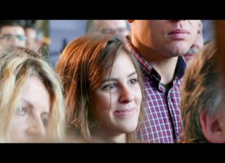 ΡΕΠΟΡΤΑΖ ΑΠΟ ΕΚΘΕΣΗ ΒΑΡΣΟΒΙΑΣ