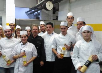 ΤΕΧΝΙΚΟΙ ΜΑΓΕΙΡΙΚΗΣ ΤΕΧΝΗΣ ΙΕΚ ΣΑΜΟΥ: Οι μελλοντικοί πρεσβευτές των κρασιών μας!