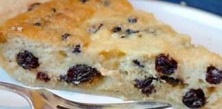 Ατομικά κέικ με ανθότυρο και σαμιώτικο κρασί