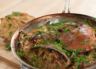 KΑΒΟΥΡΙ ΓΙΑΧΝΙ ΜΕ ΜΟΣΧΑΤΟ AEGEAN BREEZE ΗΜΙΞΗΡΟ ΣΑΜΟΥ