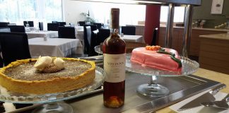 ΚΑΙ ΣΤΗ ΘΑΣΟ ΠΙΝΟΥΝ ΣΑΜΙΩΤΙΚΑ ΚΡΑΣΙΑ