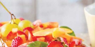 Ζελέ με καλοκαιρινά φρούτα και σαμιώτικο κρασί