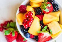 Καλοκαιρινή φρουτοσαλάτα