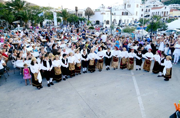 Nησιώτικες «μαγειριές» και σαμιώτικο κρασί-9ο Φεστιβάλ Γεύσης και Παράδοσης στην Πάτμο