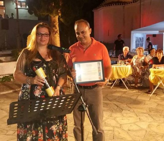 ΒΡΑΒΕΙΟ ΑΠΟ ΤΗΝ UNESCO ΓΙΑ ΤΗ ΔΙΑΣΩΣΗ ΤΟΥ ΣΑΜΙΑΚΟΥ ΑΜΠΕΛΩΝΑ