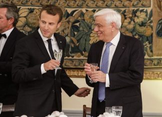 ΕΟΣ ΣΑΜΟΥ σε ΜΑΚΡΟΝ: Merci, monsieur le President