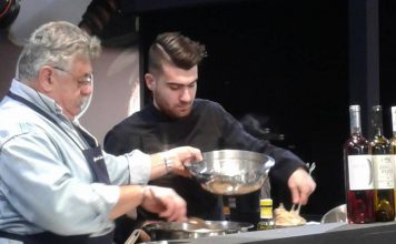 Το Μοσχάτο Σάμου αφορμή για δημιουργίες επί σκηνής