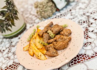 Χοιρινό βοτανάτο μεθυσμένο από Samos Vin Doux