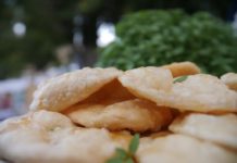 ΣΑΜΟΣ: «….Και ορνίθων φέρει γάλα»