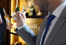 To SAMOS VIN DOUX στα φημισμένα WAITROSE Λονδίνου «Worth buying»-ΑΞΙΖΕΙ να το ΑΓΟΡΑΣΕΤΕ!