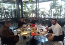 Η εμπειρία των σαμιώτικων κρασιών στα Pralina Experience Kύπρου.