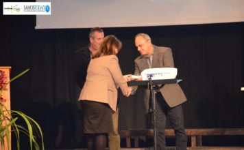 Βράβευση του ΕΟΣ ΣΑΜΟΥ από τον Ελληνικό Ερυθρό Σταυρό.