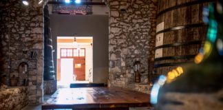 ΕΠΙΣΚΕΦΘΕΙΤΕ ΤΟ ΜΟΥΣΕΙΟ ΟΙΝΟΥ ΤΟΥ ΕΟΣ ΣΑΜΟΥ