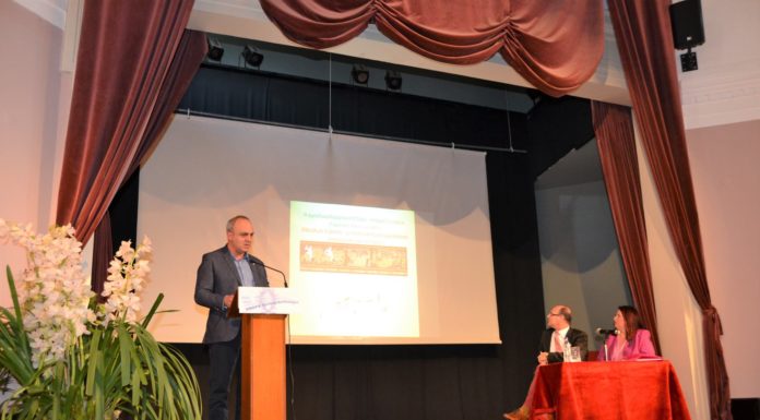 Το κρασί της Σάμου «μιλάει» στη γαλλική γλώσσα