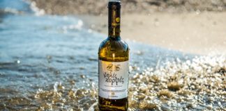 Summer “Wine & Cheese” – Δοκιμάστε κρασί Σάμου και τυρί Νάξου