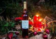 Στρώνουμε το Χριστουγεννιάτικο τραπέζι με σαμιώτικα κρασιά!