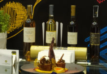 «ΕΛΑΜΨΑΝ» ΤΑ ΚΡΑΣΙΑ ΤΗΣ ΣΑΜΟΥ ΣΤΗ HORECA 2020