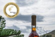 ΠΑΙΡΝΟΥΝ «ΑΡΙΣΤΑ» ΤΑ ΚΡΑΣΙΑ ΤΟΥ ΕΟΣ ΣΑΜΟΥ