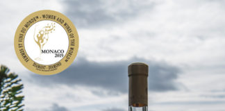 ΠΑΙΡΝΟΥΝ «ΑΡΙΣΤΑ» ΤΑ ΚΡΑΣΙΑ ΤΟΥ ΕΟΣ ΣΑΜΟΥ