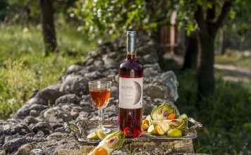 Η ροζέ όψη της… σελήνης!