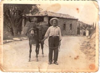 «1000 ΓΟΜΑΡΙΑ»: Ευχή τρυγητού για το σαμιώτικο Μοσχάτο