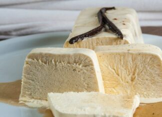 Ο Στέλιος Παρλιάρος δημιουργεί: ΠΑΡΦΕ ΒΑΝΙΛΙΑΣ ΜΕ ΓΛΥΚΟ ΣΑΜΙΩΤΙΚΟ ΚΡΑΣΙ