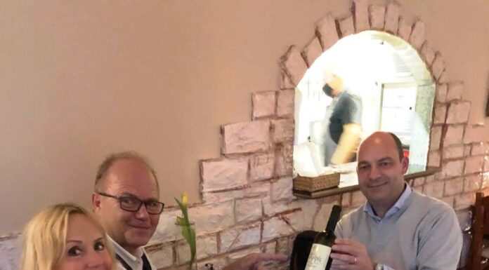 Βέλγοι «πρεσβευτές» των κρασιών του ΕΟΣ Σάμου