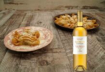 Σιροπιαστά μαντηλάκια με Samos Vin Doux