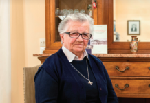 ΣΥΛΛΥΠΗΤΗΡΙΟ ΓΙΑ ΑΔΕΛΦΗ ΜΙΚΕΛΙΝΑ