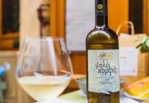 Τα κρασιά της Σάμου κι η γραβιέρα Νάξου στην «πόλη του φωτός»