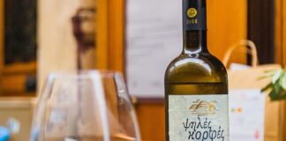 Τα κρασιά της Σάμου κι η γραβιέρα Νάξου στην «πόλη του φωτός»