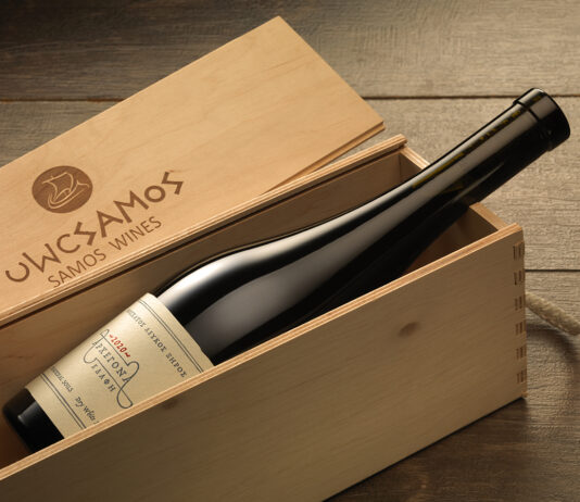Αρχέγονα Σαμιώτικα εδάφη και εμβληματικοί παραγωγοί: Εσοδεία 2020