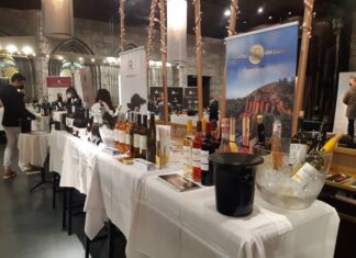 Από τη Σάμο στη Ζάκυνθο, μια γουλιά δρόμος…