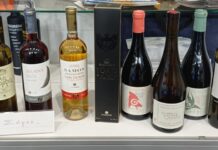 OENORAMA & OENOTELIA: ΠΡΩΤΑΓΩΝΙΣΤΗΣ ΤΟ ΣΑΜΙΩΤΙΚΟ ΚΡΑΣΙ ΚΑΙ ΟΙ ΑΝΘΡΩΠΟΙ ΤΟΥ