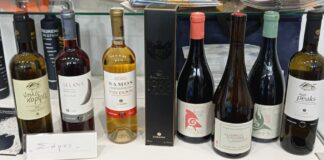 OENORAMA & OENOTELIA: ΠΡΩΤΑΓΩΝΙΣΤΗΣ ΤΟ ΣΑΜΙΩΤΙΚΟ ΚΡΑΣΙ ΚΑΙ ΟΙ ΑΝΘΡΩΠΟΙ ΤΟΥ