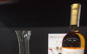 Ο κόσμος της Β. Ελλάδας τίμησε το σαμιώτικο κρασί στην Detrop 2022