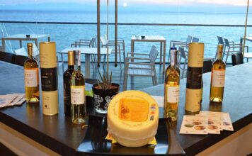 Τα κρασιά του ΕΟΣ Σάμου και η γραβιέρα Νάξου “μάγεψαν” πάλι τη Θεσσαλονίκη.