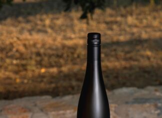 Στην κοσμηματοθήκη του Συνεταιρισμού Σάμου, δύο ακόμη «διαμάντια»