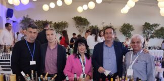WINE 2 WINE FEST στην ΠΑΤΡΑ – Tα κρασιά του ΕΟΣ Σάμου έδωσαν δυναμικά το παρών.