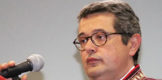 Συγχαρητήριο για την Αναγόρευση του καθηγητή Μανώλη Βαρβούνη σε Επίτιμο Διδάκτορα του Τμήματος Δημοτικής Εκπαίδευσης του Πανεπιστημίου Αιγαίου