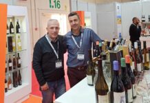 O ΕΟΣ Σάμου στην OENOTELIA 2023: Χαμόγελα επιτυχίας!