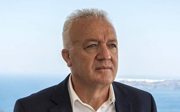 ΕΥΧΕΣ ΣΕ ΝΕΟΕΚΛΕΓΕΝΤΑ ΒΟΥΛΕΥΤΗ