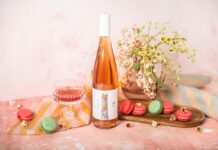 Ένα Ροζέ που το λένε βaΒέλ καθώς «μιλά» σε όλες τις γλώσσες!