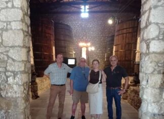 ΑΠΟ ΤΗ ΧΩΡΑ ΤΟΥ ΑΝΑΤΕΛΛΟΝΤΟΣ ΗΛΙΟΥ… ΣΤΗ ΣΑΜΟ