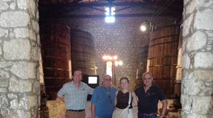 ΑΠΟ ΤΗ ΧΩΡΑ ΤΟΥ ΑΝΑΤΕΛΛΟΝΤΟΣ ΗΛΙΟΥ… ΣΤΗ ΣΑΜΟ